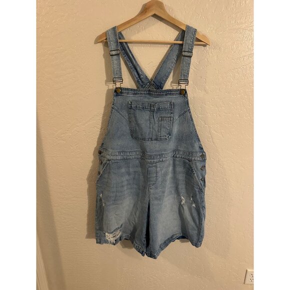 Lane Bryant Plus Sized Boyfriend Cotton Short Denim Overalls - Picture 2 of 12